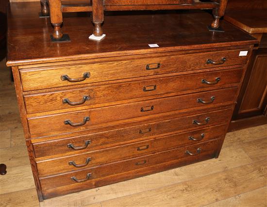 An oak six drawer plan chest W.119cm